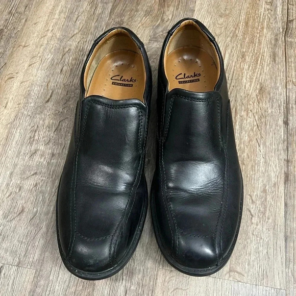 Clarks • Colson Knoll Slip In Loafers - Picture 3 of 10